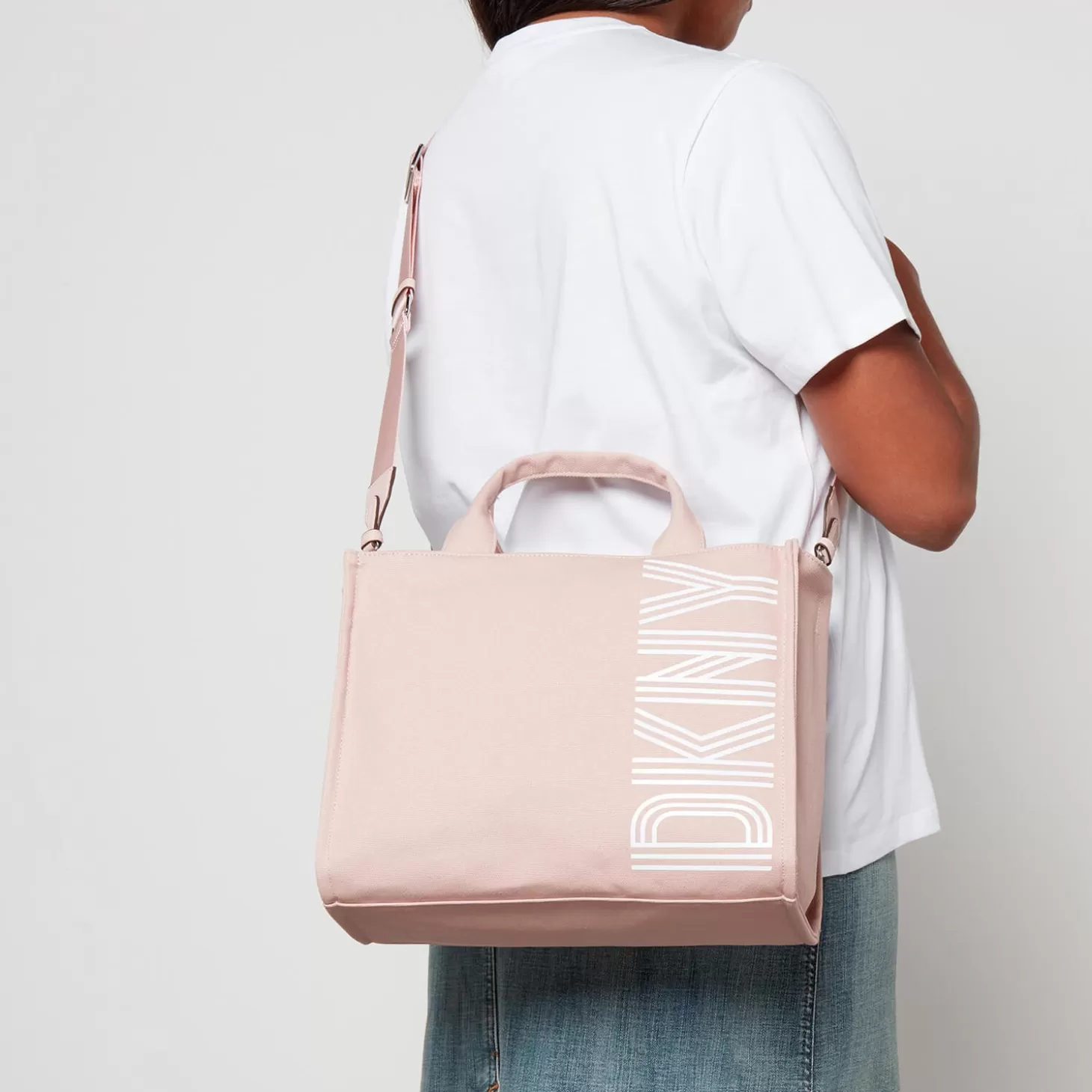 Noa Medium Cotton Canvas Tote Bag*DKNY New