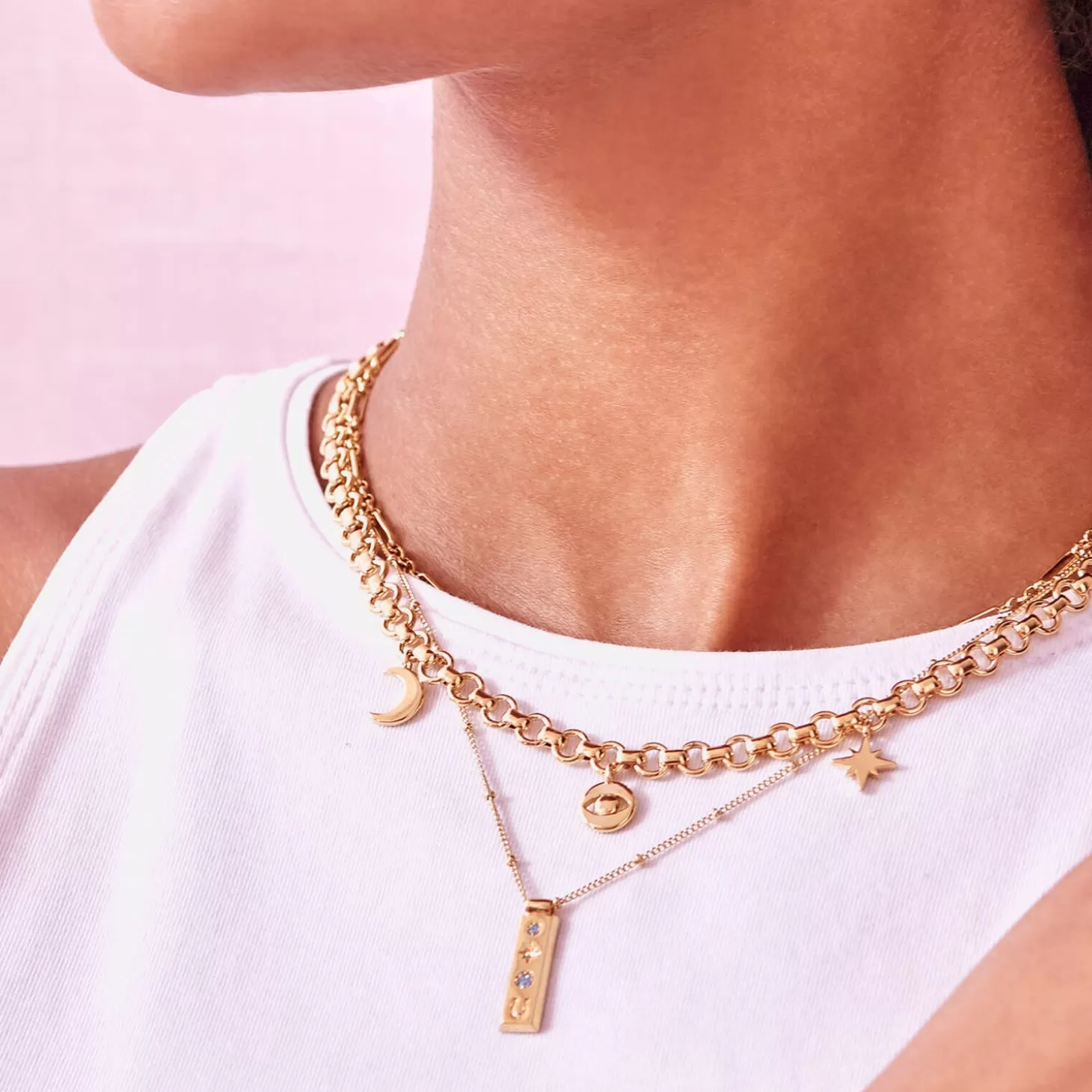 Women's Chunky Chain Motif Necklace - Gold Plate/Gold Plated*Estella Bartlett Best