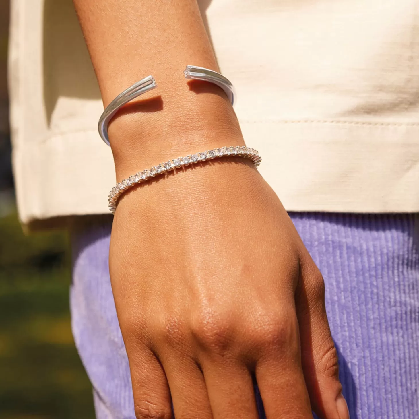 Women's Tennis Bracelet With Groove Circle T-Bar - Silver Plated*Estella Bartlett Shop