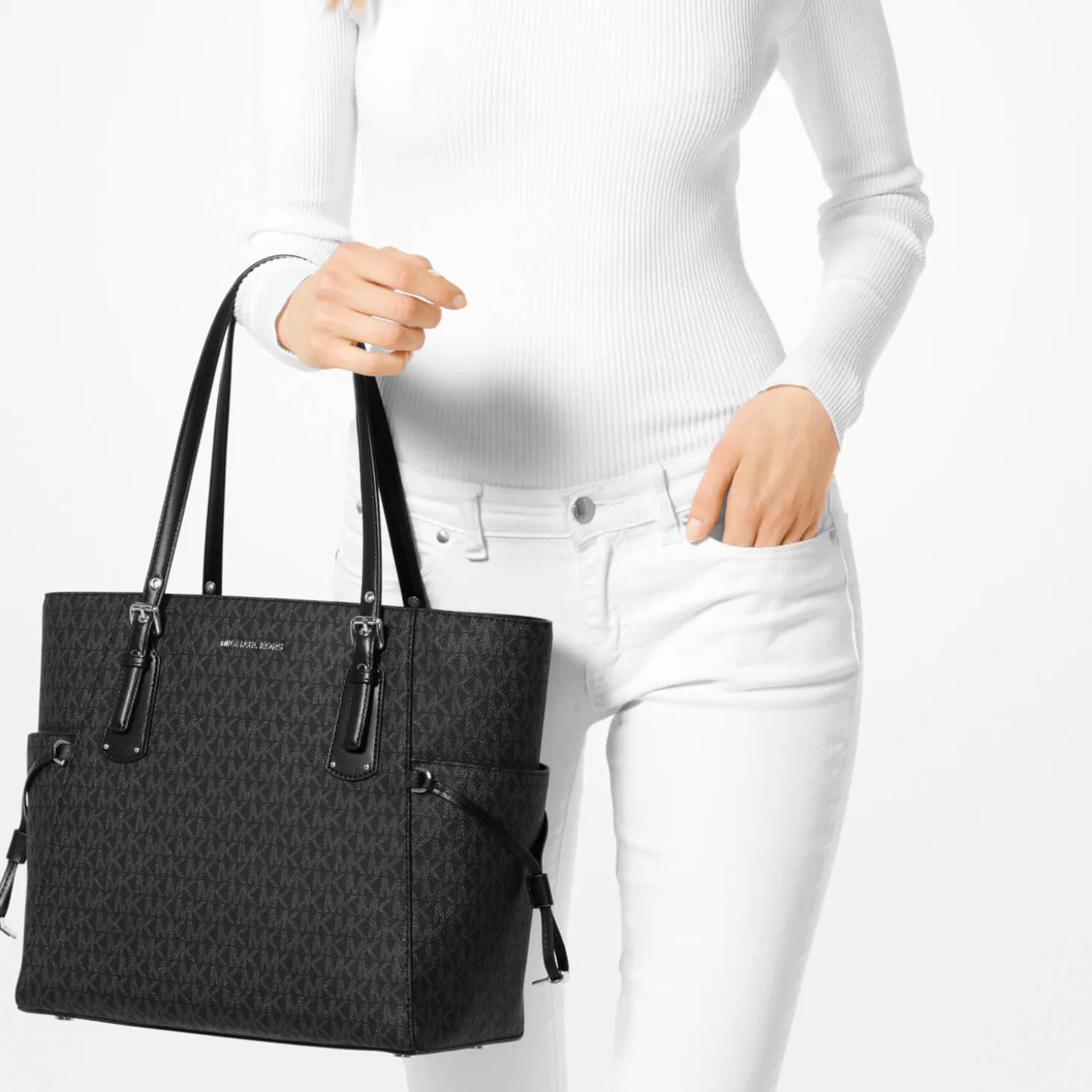 Voyager East West Signature Tote Bag - Black*MICHAEL Michael Kors Best Sale