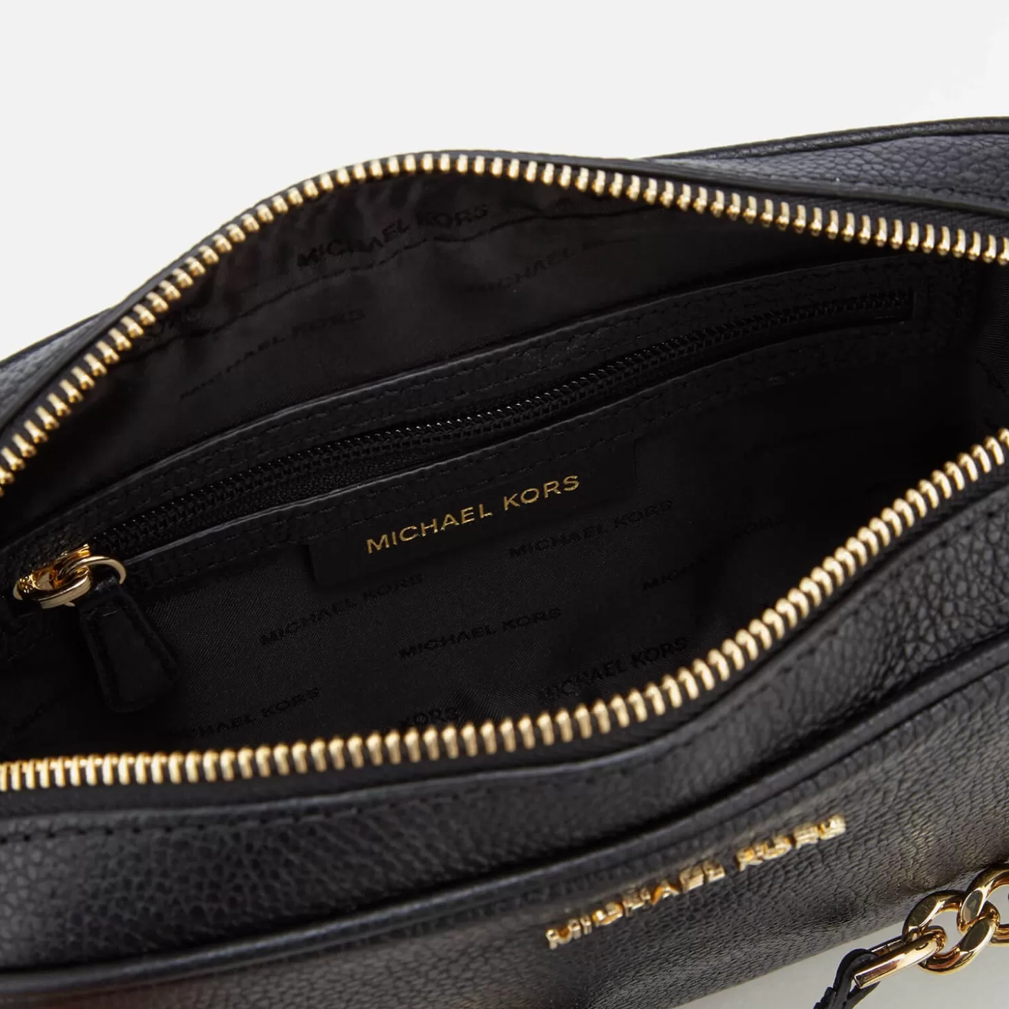 Women's Jet Set Medium Camera Bag - Black*MICHAEL Michael Kors Fashion