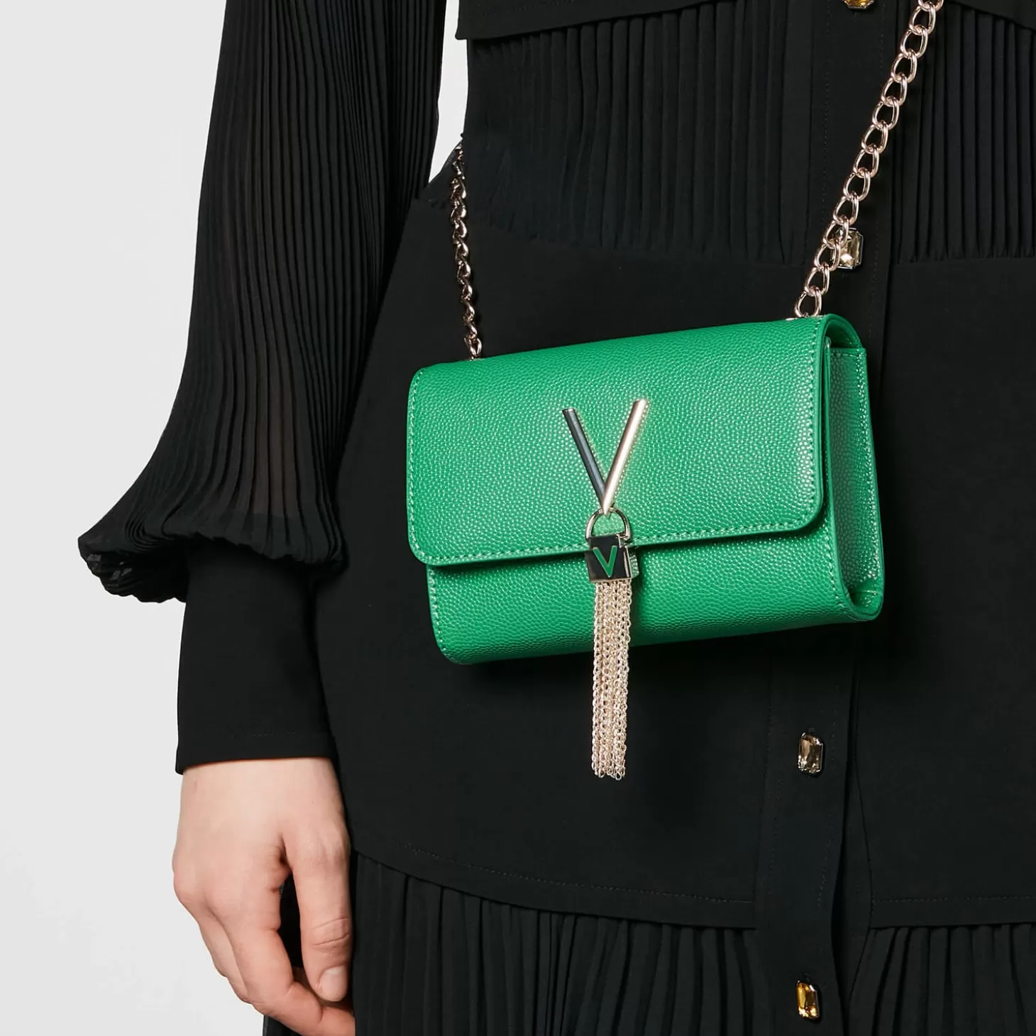 Valentino Divina Small Faux Leather Pochette*Valentino Bags Fashion
